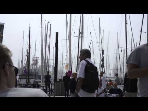 Kaffepaus under  Almedalsveckan 2014