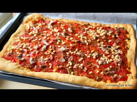 Coca de Tomate Receta Tradicional Valenciana con Tonyina o Ventresca de Atún