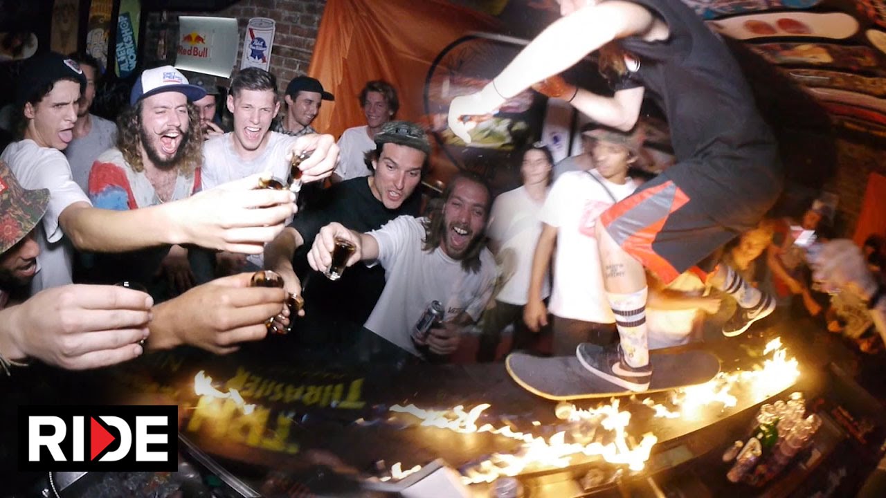 Skate, fuego y alcohol - la 'carrera' del THR Bar