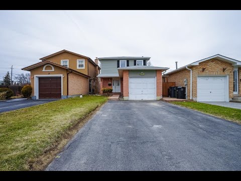 30 Greenleaf Crescent Brampton