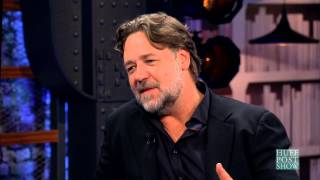 Russell Crowe Wants Trolls To Blow The F**k Up!