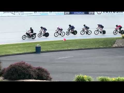 Keirin qualifying heat 2