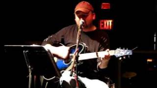 Tom Fury performs &quot;Long Way Down&quot;