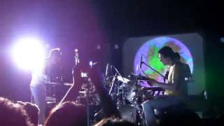 Caribou - "Found Out" (LIVE @ Escenica 2010)