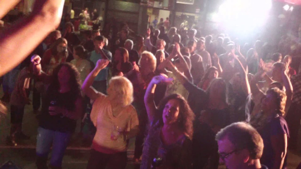 Promotional video thumbnail 8 for Jayne Bond & the Pink Martinis