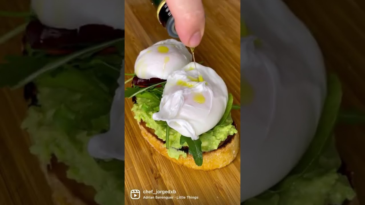 Avocado & Poached egg toast!