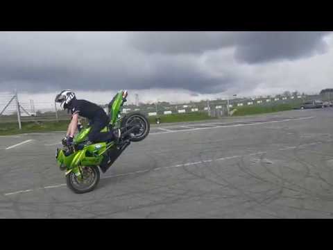 Stunt Motorbike Rider at IDC Round 1 2017