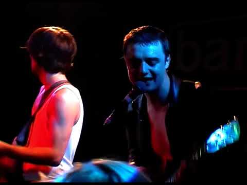 The Libertines - Live at the Barfly, Camden: 17/10/2003 Full (ish) Set
