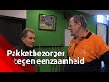 Jan bezorgt pakketten en neemt de tijd voor eenzame ouderen