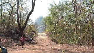 preview picture of video 'BURMA: Mount Popa'