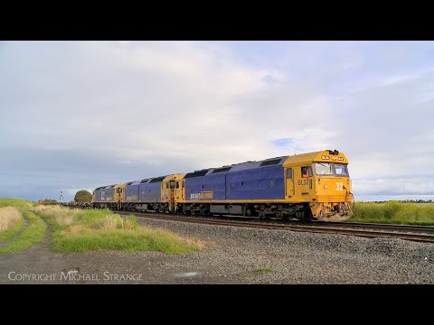 7901V Pacific National Container Train To Mildura (31/10/2022) - PoathTV Australian Railways