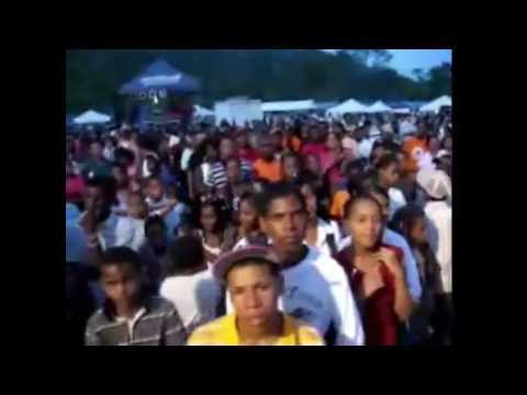 Presentacion en vivo 2007 - NJC & Neto Flow - KLk Con La Menor