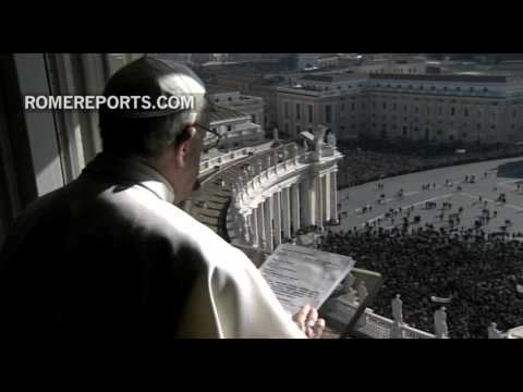 Francisco en el Ángelus: El consumismo voraz mata el alma