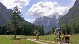 preview picture of video 'Der Lange Weg der Dolomiten / The Long Trail of the Dolomites'