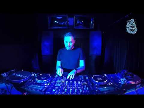 The Blue Oyster: Bartek Gmurek / 18.06 / 22 - 23