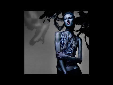 Alexander McQueen: Susannah Frankel/Nick Knight Interview:Top, Hunger S/S 96 & Bumsters,Dante A/W 96