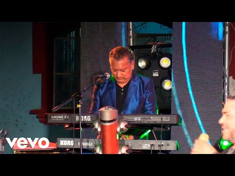 Los Siete Latinos - Hechicera ft. Juan Carlos Tapia "Paleto"