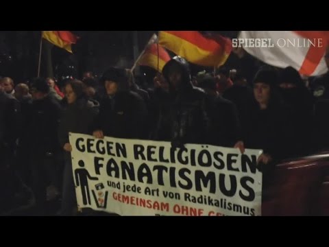 Pegida-Demonstration: Die Trotzigen von Dresden | DER SPIEGEL