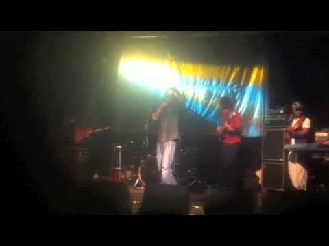 Yuzzo - Watengwa The movement in on- live