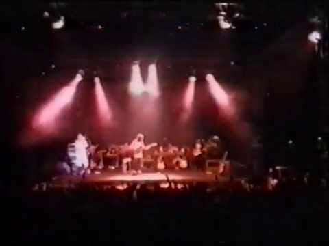 Luca Carboni - 'Fragole Buone Buone'   Live in Firenze 1996