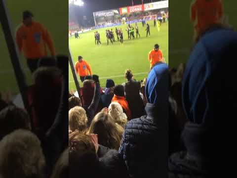 Moeskroen - KSC Lokeren 1 - 2 (03/03/‘18); Viering na de deugddoende overwinning!