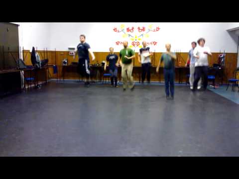 Pöndöly: Méhkeréki dalárda kézzel, lábbal