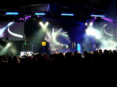 UAF 2009 Hype feat MC Daddy Earl 01