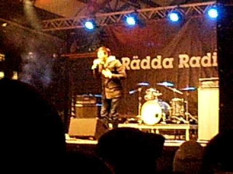 RÄDDA RADION kungsträdgården Darin - Runaway  17/12 2009
