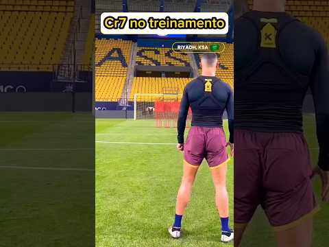 RECRIANDO GOL DO CR7 NO TREINAMENTO E JOGANDO #shorts #viral #football #futebol #cristianoronaldo
