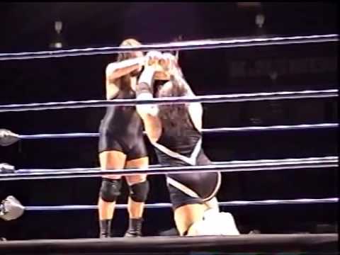 Chi Chi Cruz vs Massive Damage - 2001