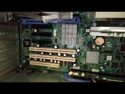 IBM x3500 Server - Type 7977-KAG