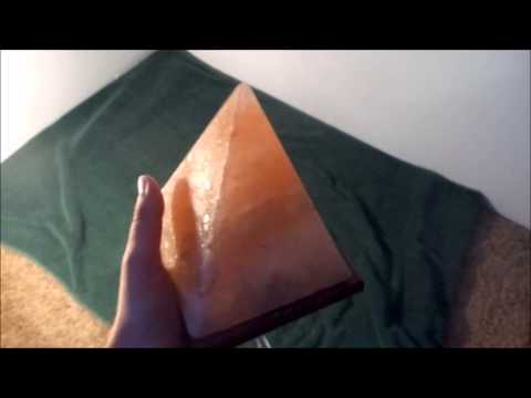HemingWeigh Natural Himalayan Rock Salt Pyramid lamp