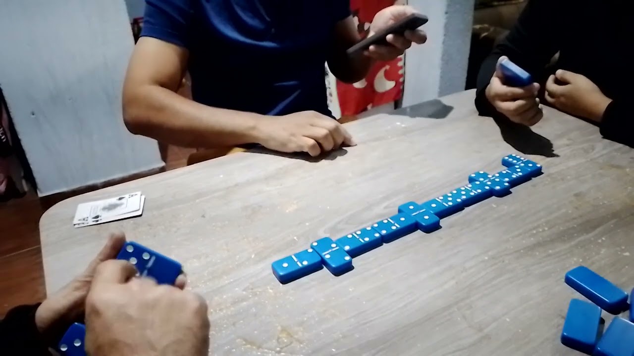 jogando certo o dominó para ganhar,