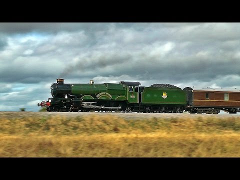 5043 thundering along at Bredon - The Welsh Marches - 13/08/16