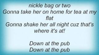 Lunachicks - Down At The Pub Lyrics