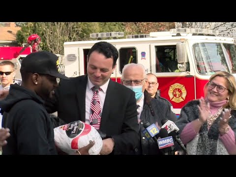 NJ Paterson Turkey Distribution To Veterans