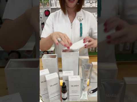 Medik 8, marca de cosmética de autor