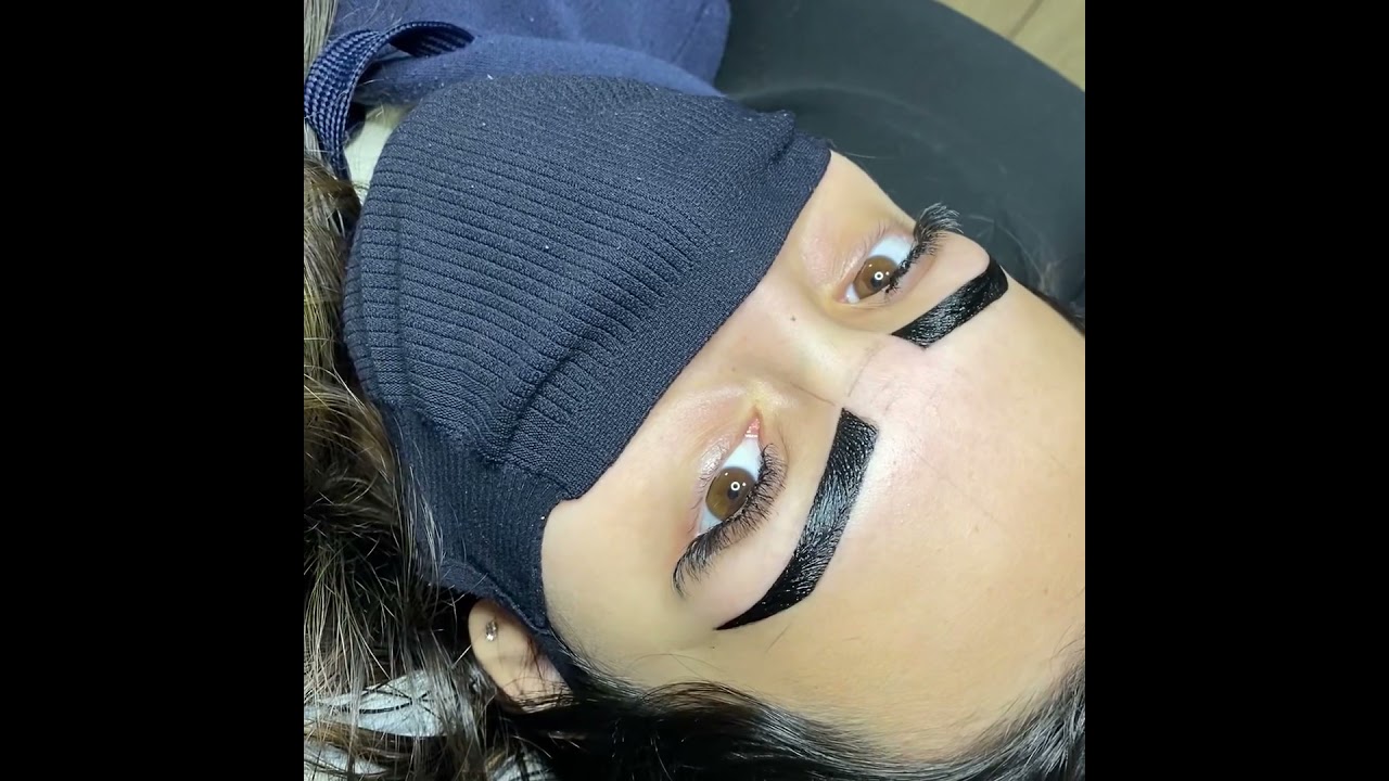 Qual momento certo para retirar a henna (Dica para designer de sobrancelhas iniciante)