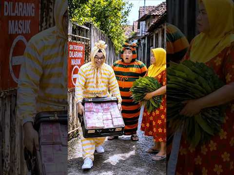 DUIT nya berubah jadi DAUN karna jualan di stasiun POCONG🤣‼️