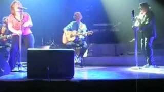 Kelly Clarkson - San Jose 2009 - Walking After Midnight