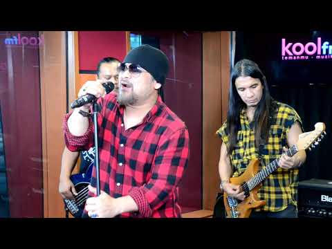 WINGS - behind the  scene  kool fm