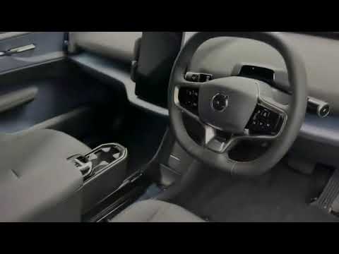 Volvo EX30 PLUS LONG RANGE *0% APR* €90 PER WEEK O - Image 2
