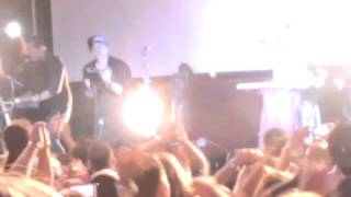 Anything Box - When We Lie + Living In Oblivion (End)