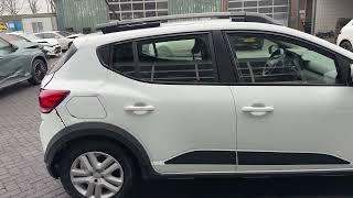 Samoch&oacute;d Dacia Sandero Stepway 1.0 TCe 90 Expression, navigatie, trekhaak, crui | Obrazek 4 - Autoline