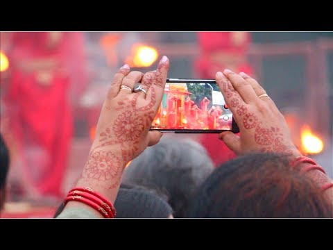 EMOTIONEEL MOMENT IN INDIA