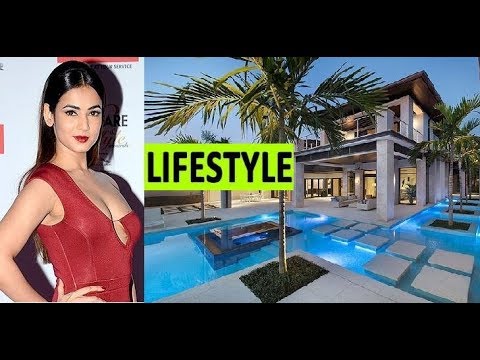 download lagu mp3 mp4 Sonal Chauhan Biography, download lagu Sonal Chauhan Biography gratis, unduh video klip Sonal Chauhan Biography
