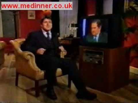 Medinner s4 ep1 clip - Blashford-Snell, explorer