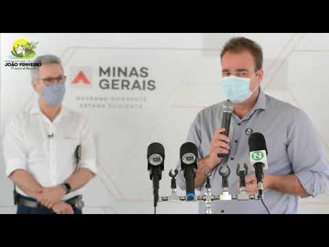 O governador Romeu Zema  em João Pinheiro MG