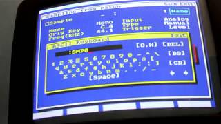 Video thumbnail for ROLAND S770 SAMPLER by Chris Cowie