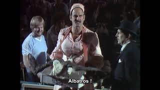 Monty Python live @ Hollywood Bowl - Albatross - VOST French
